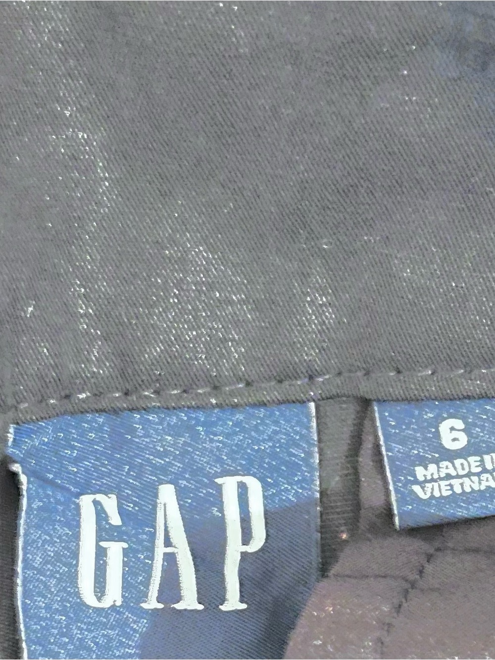 GAP- High Rise Pleated Black
Trouser Pants Women's Size: 6 - Picture 4 of 5